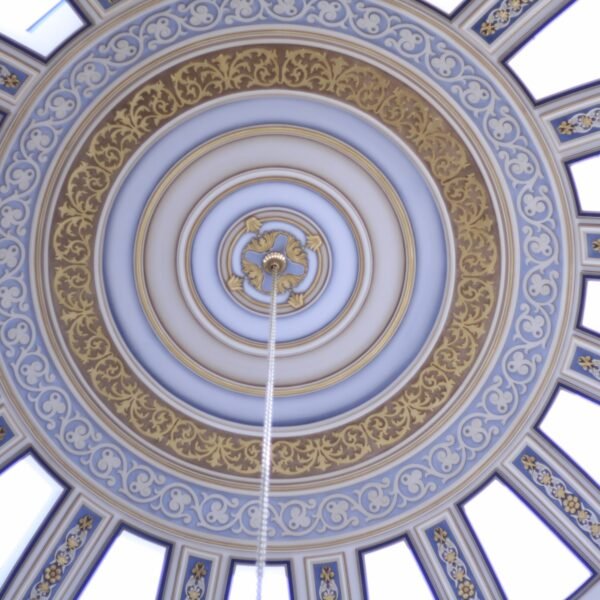 تعتيق وتذهيب قبب القصور و المجالس